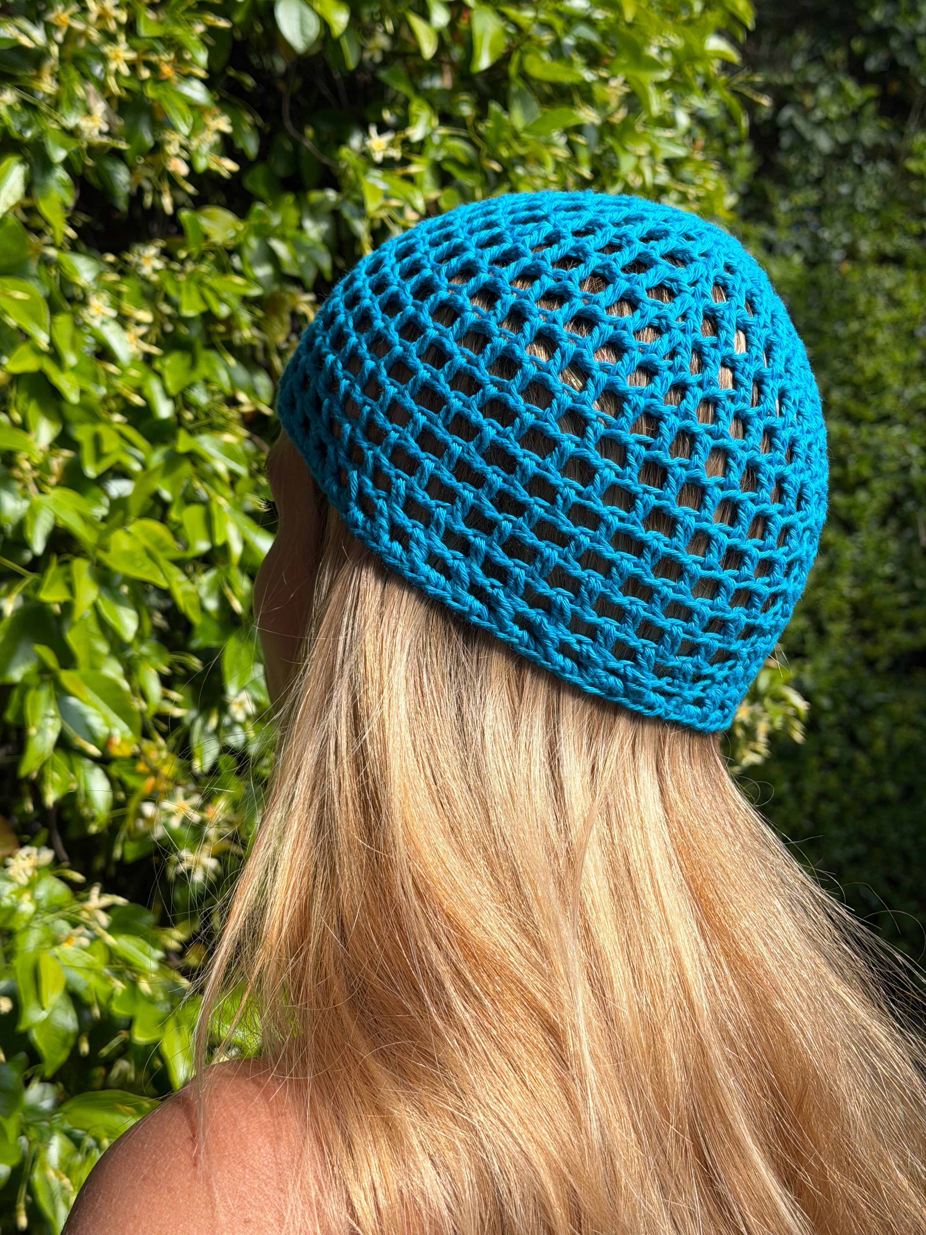 Bonnet crochet bleu
